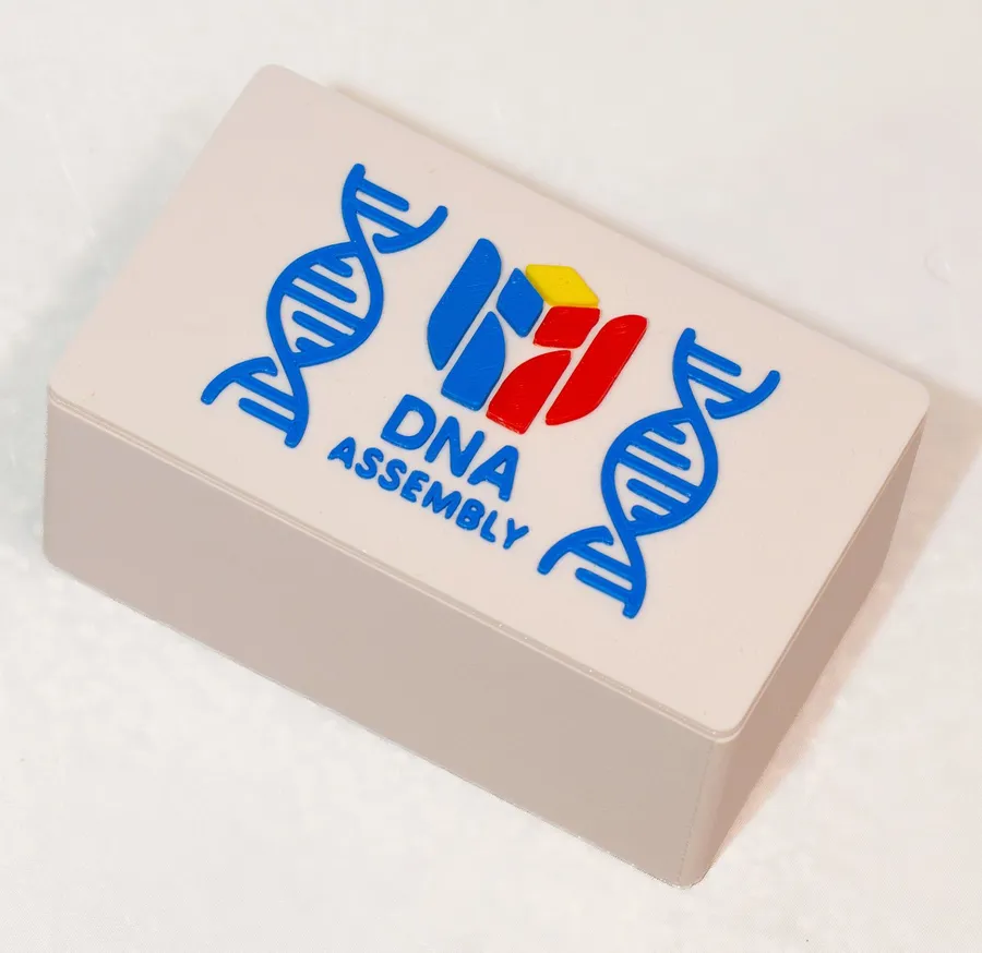 The HANDS DNA Assembly kit box with its printed double helix and logo lid